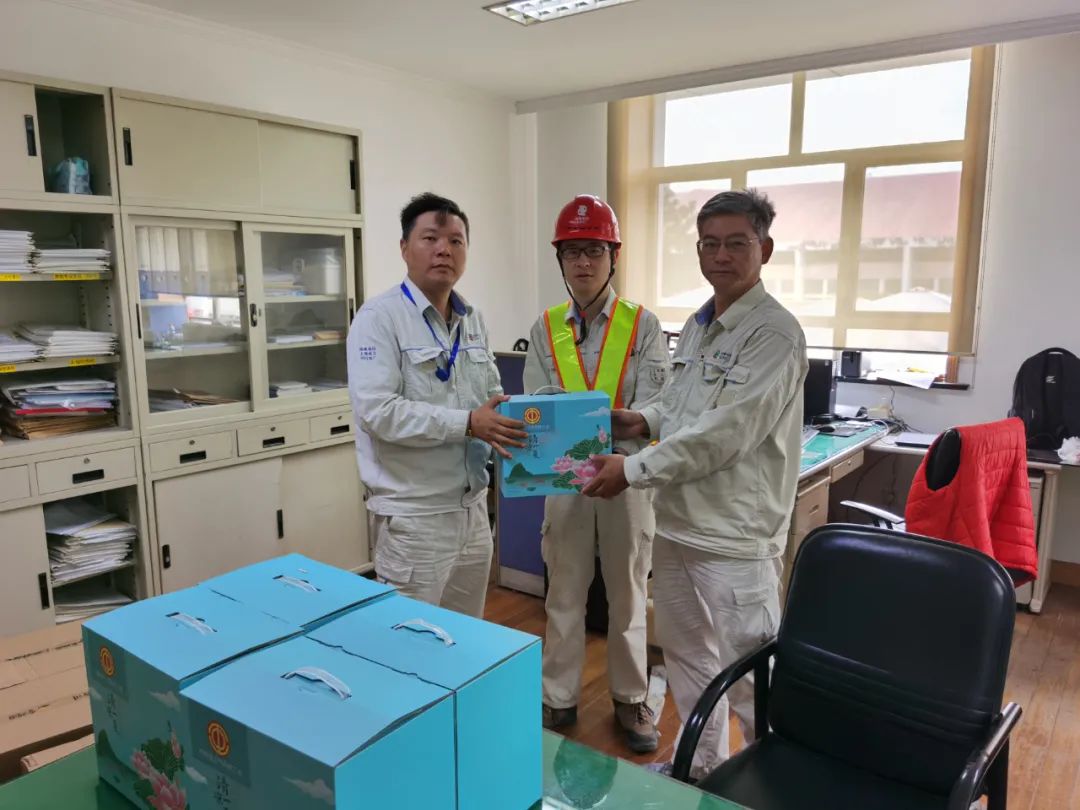 640 (2).jpg 640 (2).jpg