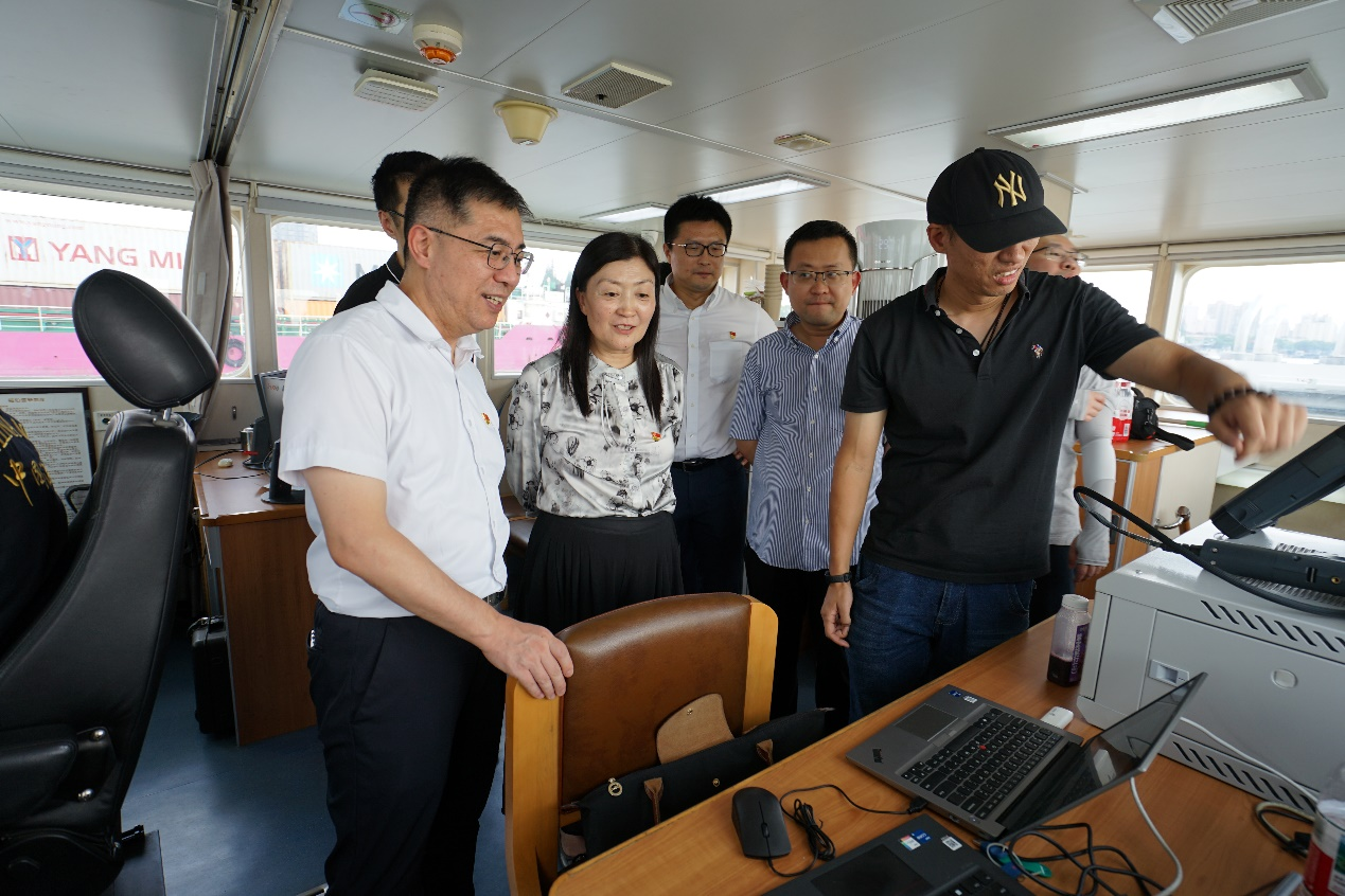 党建引领聚合力 共探无线电行政执法管理新路径