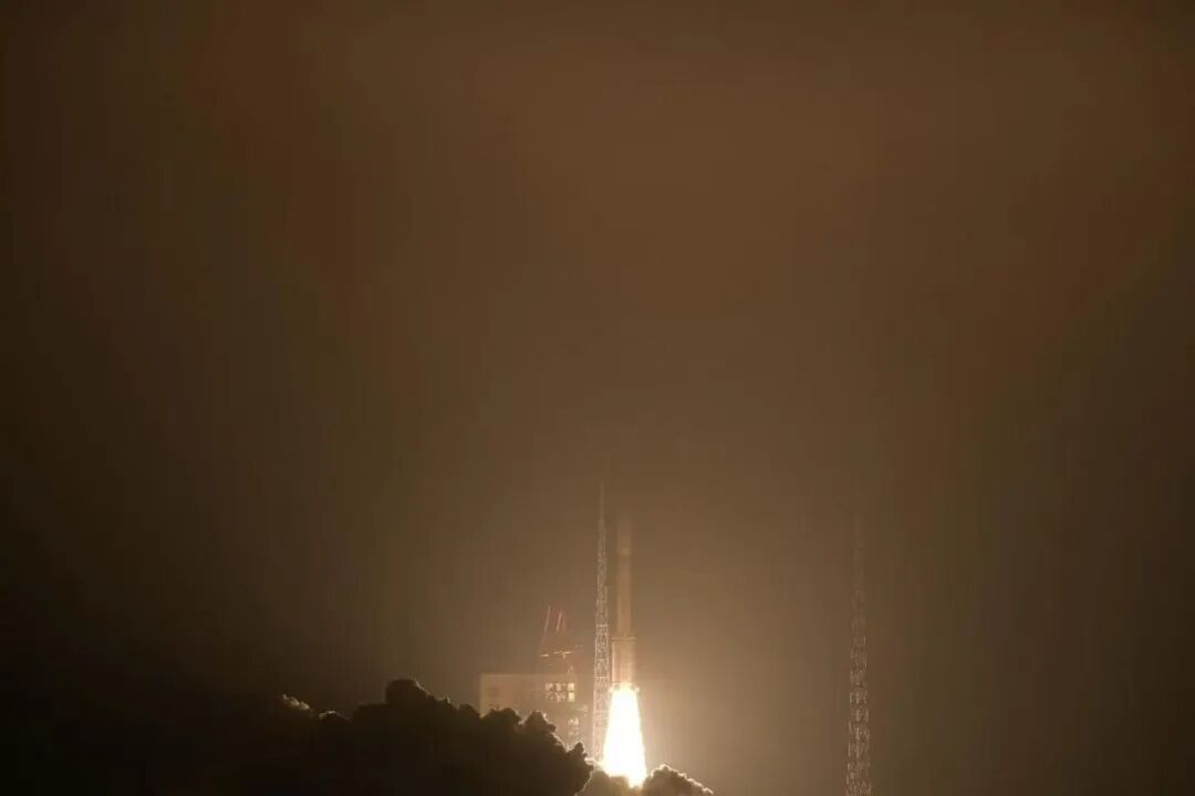 长征六号甲运载火箭成功发射卫星互联网低轨21组卫星