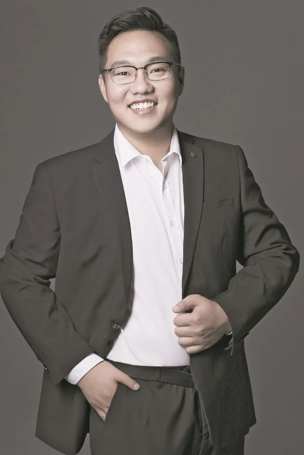 【上海产业菁英】创业“幸福赛道”深耕植发机器人